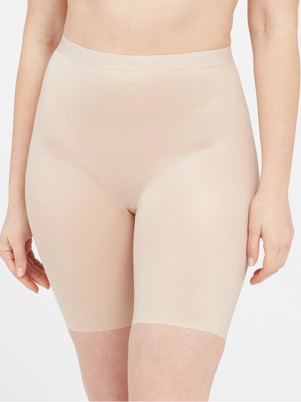 THINSTINCTS 2.0 Mid-Thigh Shorts in Champagne Beige Nude Size M